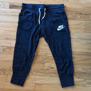 Women’s Nike sweatpants